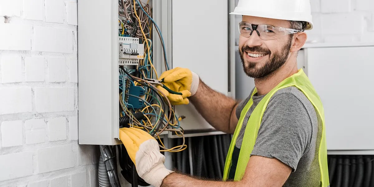DGUV Vorschrift 3: Elektrosicherheit im Unternehmen