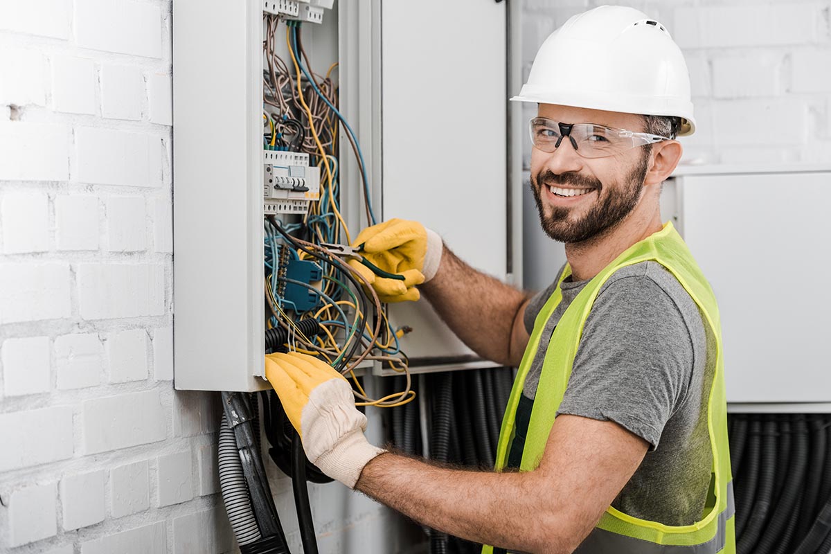 DGUV Vorschrift 3: Elektrosicherheit im Unternehmen